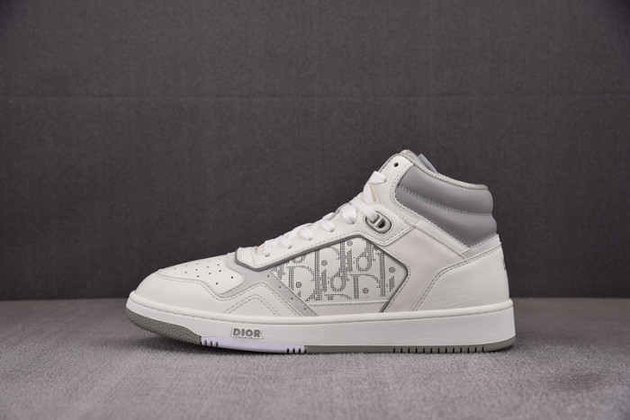 B27 SNEAKER