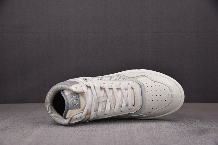 B27 SNEAKER