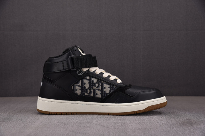 B27 SNEAKER