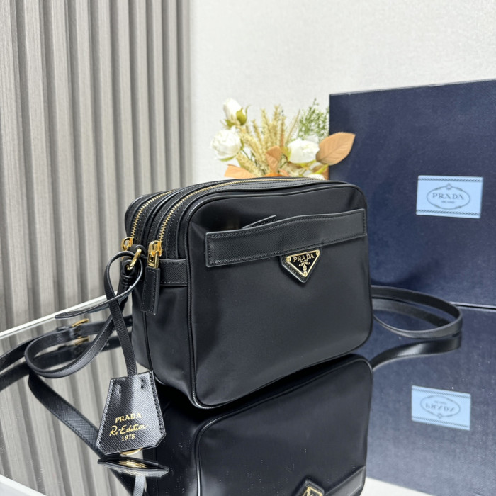 Prad* Bag-21*17*8cm