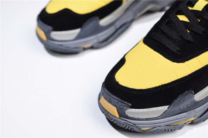 Balen Triple-S Sneaker 2.0 52403 W09T 212