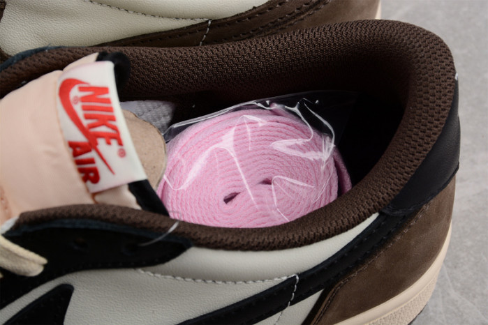 Travis Scott x Air Jordan 1 Low OG CQ4277-105