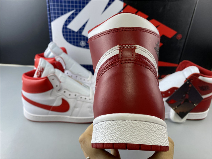 Air Jordan 1 New Beginnings Pack Retro High 1 & Nike Air Ship CT6252-900