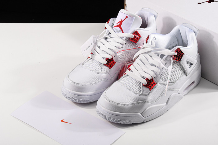 Air Jordan 4 “University Red”  CT8527-112