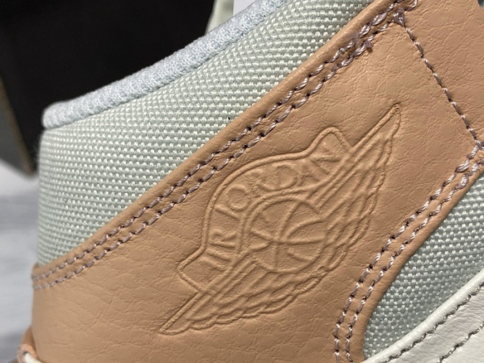 Air Jordan 1 Mid Milan CV3044-100