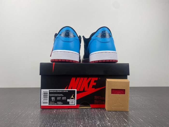 Air Jordan 1 Retro Low OG UNC to Chicago (Women
