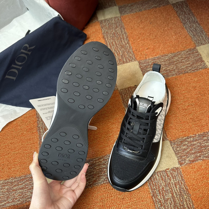 D1OR B25 Sneakers