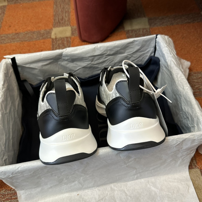D1OR B25 Sneakers
