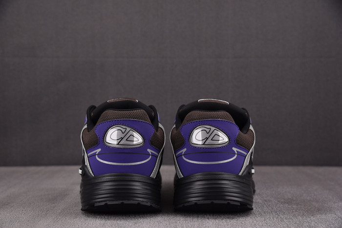 D1or B30 Sneakers