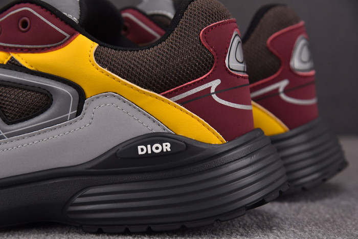 D1or B30 Sneakers