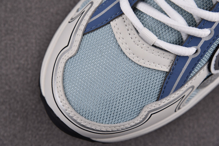 D1OR B30 Sneakers