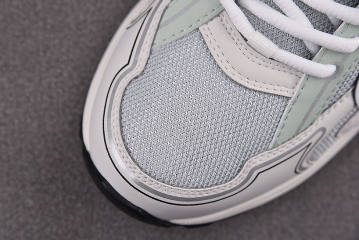 D1OR B30 Sneakers