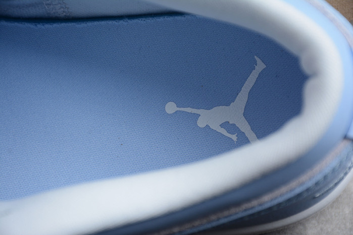 Air Jordan 1 Low DC0774-050