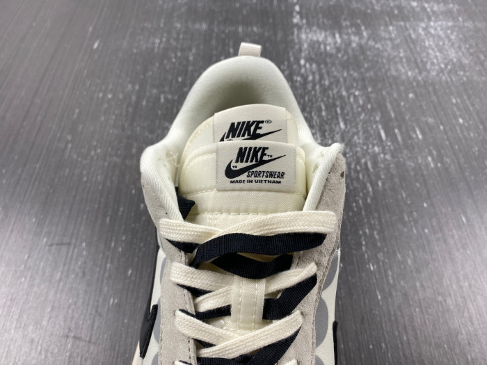 Nike Sacai x VaporWaffle Grey White DD1875-101