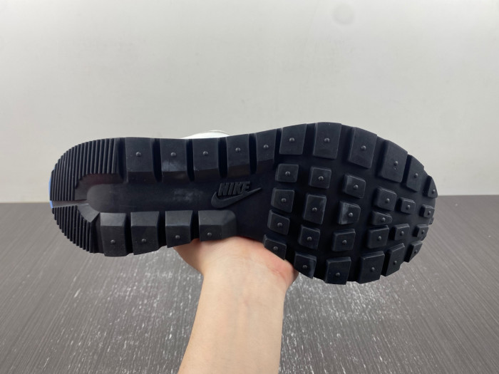 Nike Sacai x VaporWaffle “white blue ” DD1875-102