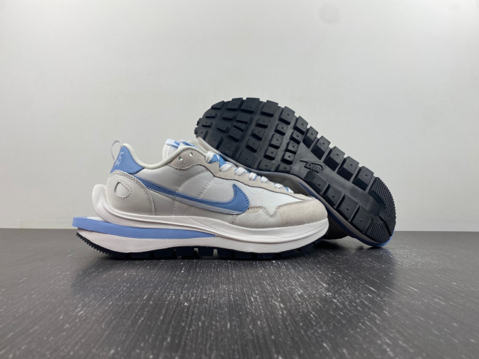 Nike Sacai x VaporWaffle “white blue ” DD1875-102