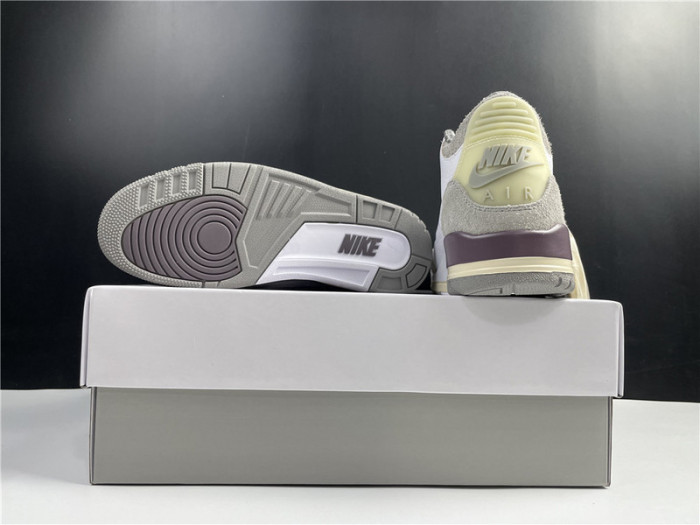 A Ma Maniere x Air Jordan 3 DH3434-110
