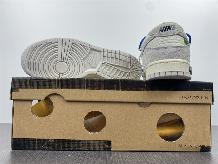 OF X Nike Dunk Low Lot 32 of 50 DJ0950-104