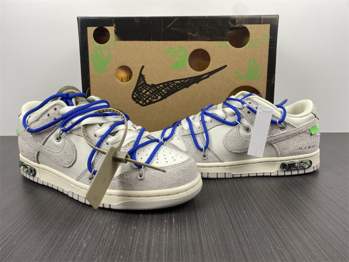 OF X Nike Dunk Low Lot 32 of 50 DJ0950-104