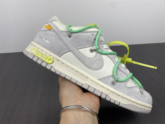 OF X Nike Dunk Low Lot 14 of 50 DJ0950-106