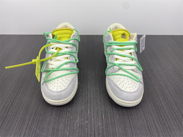OF X Nike Dunk Low Lot 14 of 50 DJ0950-106