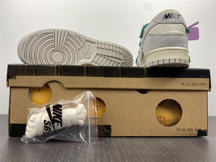 OF X Nike Dunk Low Lot 36 of 50 DJ0950-107