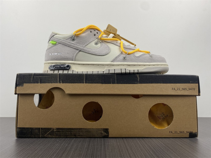 OF X Nike Dunk Low Lot 39 of 50 DJ0950-109
