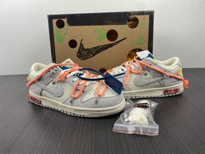 OF X Nike Dunk Low Lot 19 of 50 DJ0950-119