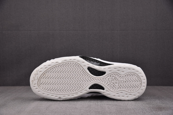 Nike Air Foamposite One Comme des Garcons Homme Plus White DJ7952-100