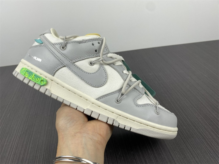 OF X Nike Dunk Low Lot 42 of 50 DM1602-117