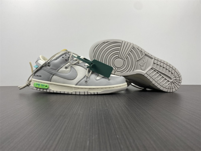 OF X Nike Dunk Low Lot 42 of 50 DM1602-117