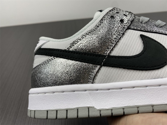 Nike Dunk Low Shimmer DO5882-001