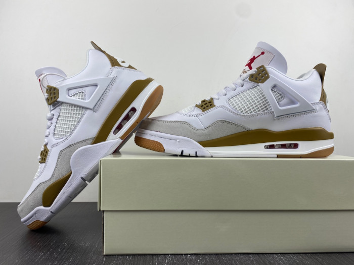 Air Jordan 4 Retro DR5415-120