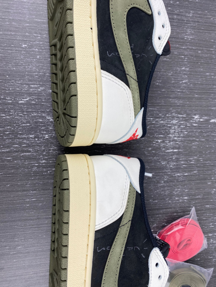 Travis Scott x Air Jordan 1 Low OG “Olive”  DZ4137-106