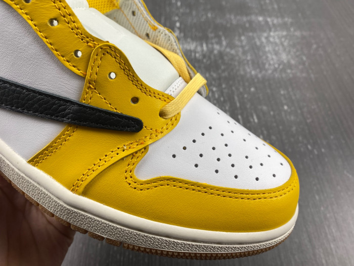 Travis Scott x Air Jordan 1 Low OG TSDZ4137-700