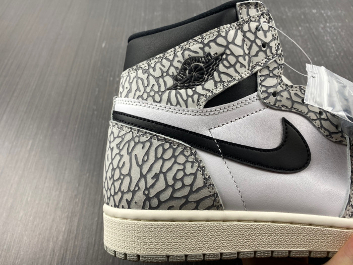 Air Jordan 1 High OG “White Cement” DZ5485-052
