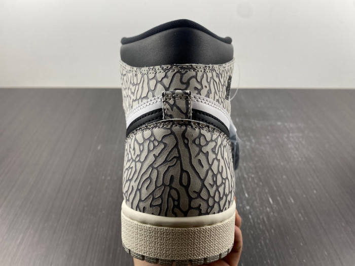 Air Jordan 1 High OG “White Cement” DZ5485-052
