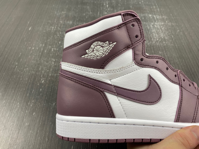 Air Jordan 1 High OG “Sky J Mauve”  DZ5485-105