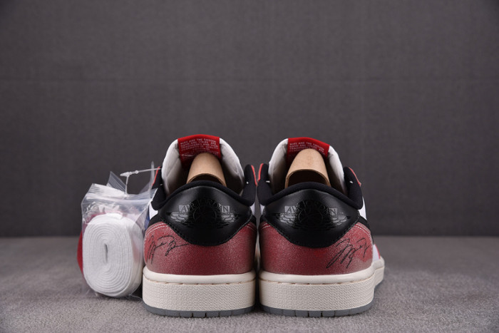 Air Jordan 1 Low OG Trophy Room FN0432-017