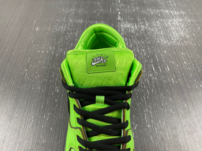 The Powerpuff Girls x Nike SB Dunk Low FZ8319-300.
