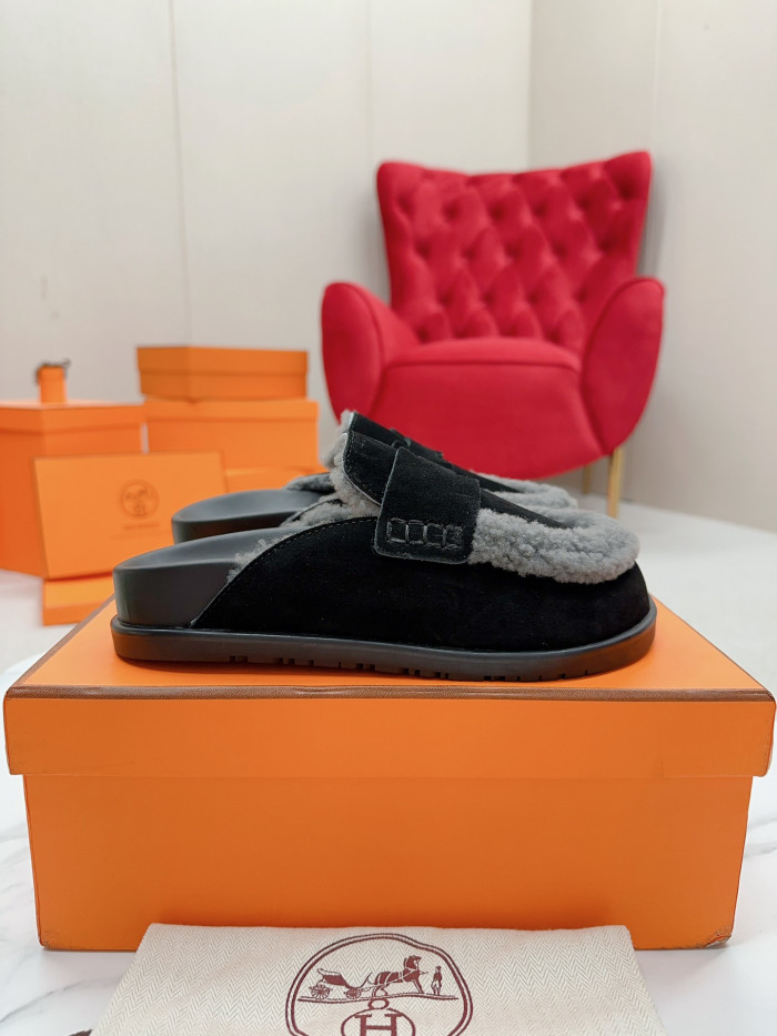 Hermes Sandals