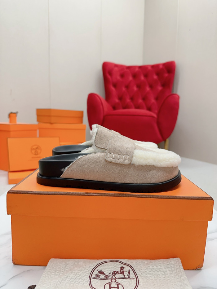 Hermes Sandals
