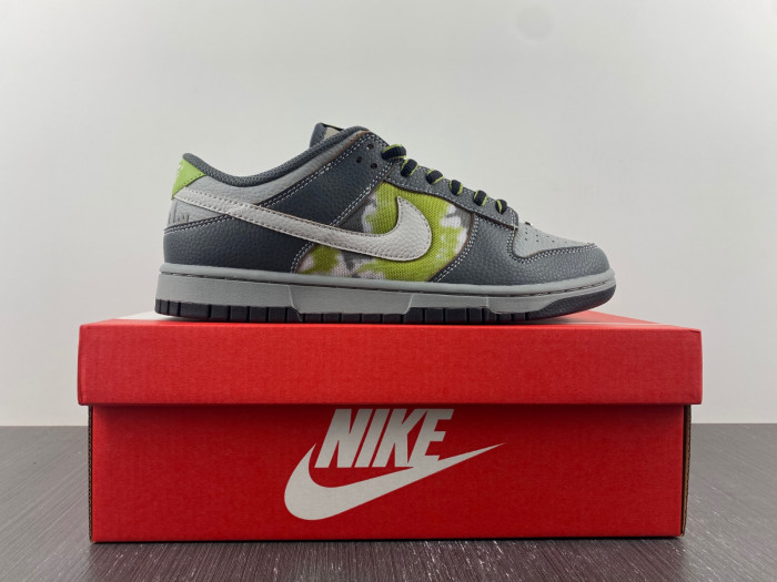 HUF x Nike SB Dunk Low “Wait, What!?”