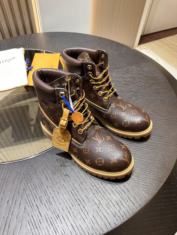 L1VV Boots