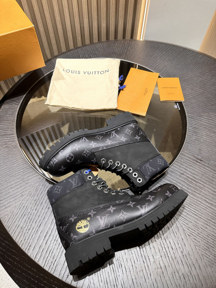 L1VV Boots