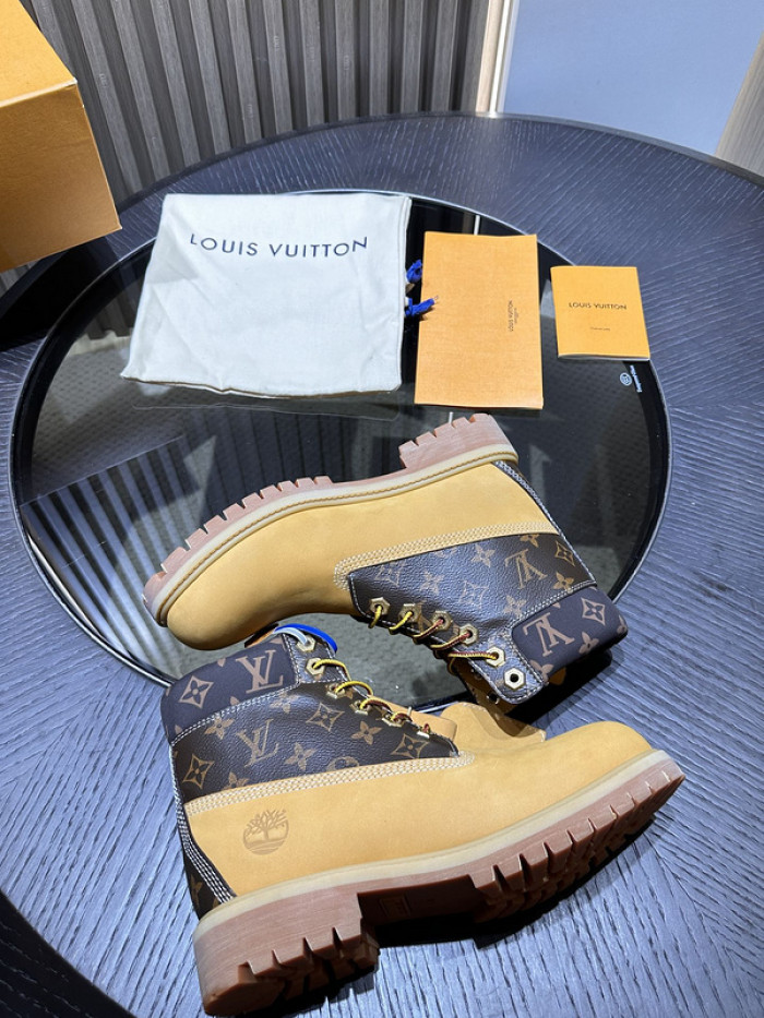 L1VV Boots