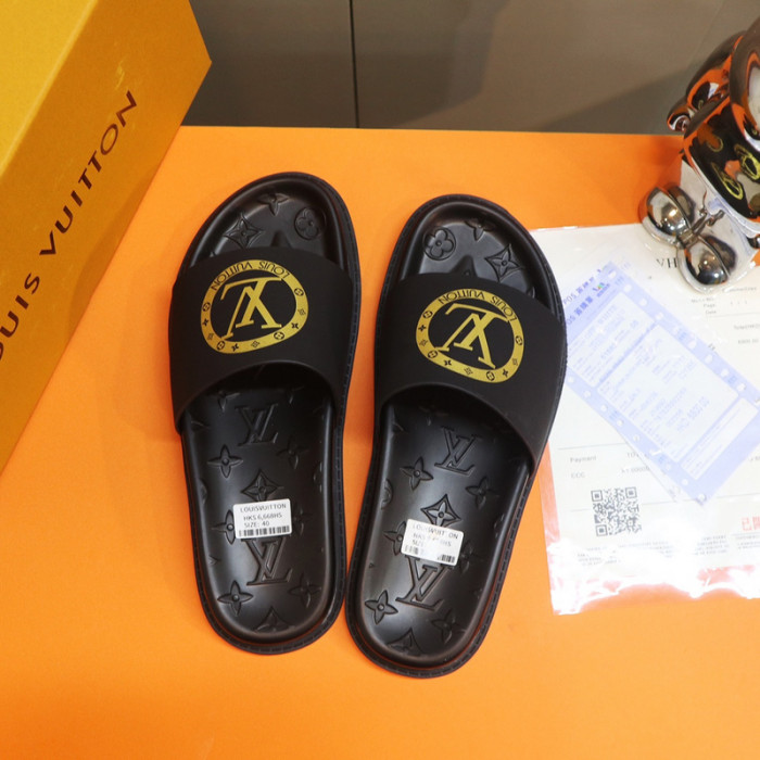 L1VV SANDALS