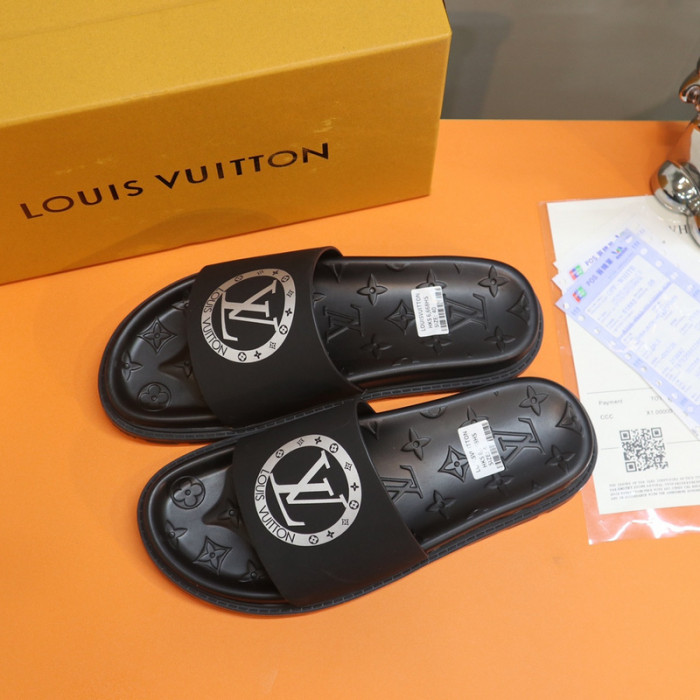 L1VV SANDALS