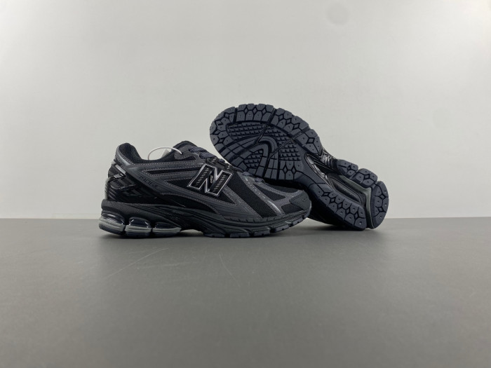 New Balance 1906R Black Phantom M1906RLB