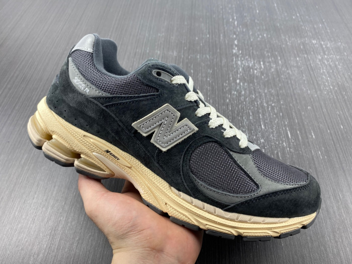 New Balance 2002R Black Dark Grey M2002RHO